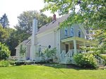 Grove Street Cottage - A quintessential in-town New England farm house with numerous updates 